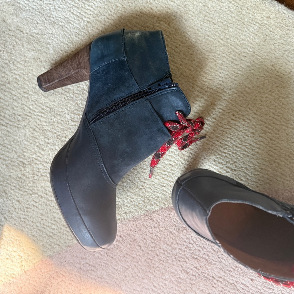 Anthropologie Lucky Penny Navy Heeled Boots with Red Laces - Picture 5 of 8